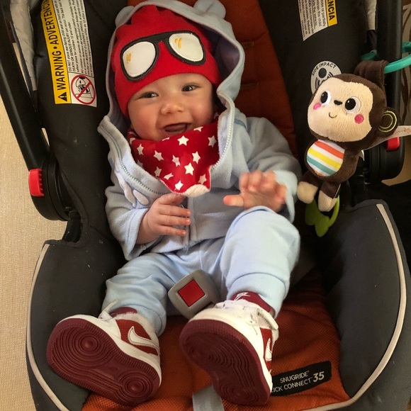 Meet your Posher, Crystal - Picture 2 of 5